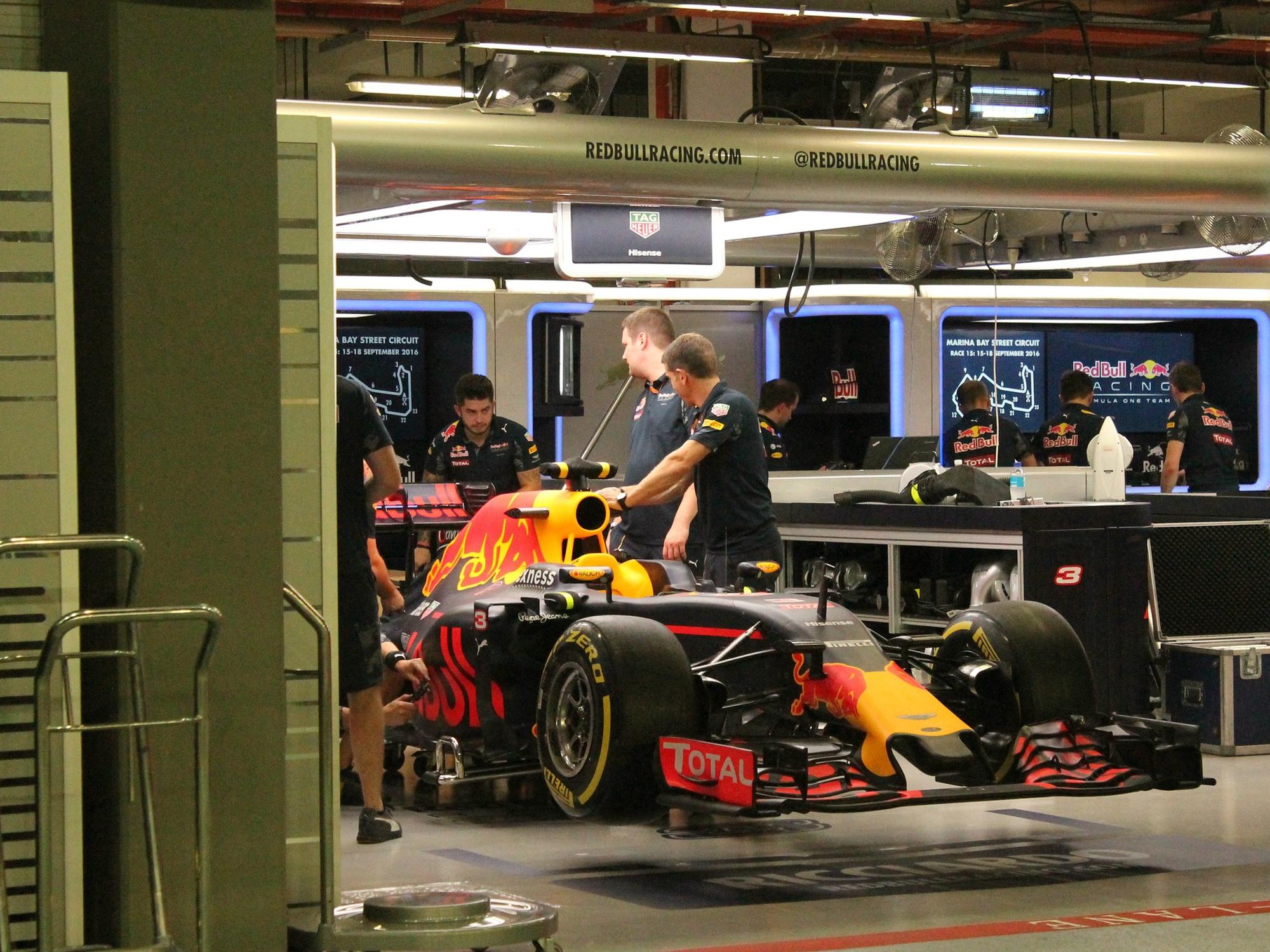 Cuánto gana un mecánico de carreras: Salarios, factores y perspectivas - Cuánto gana un mecánico de F1 cuanto gana un mecanico de carreras - Cuánto gana un mecánico de F1